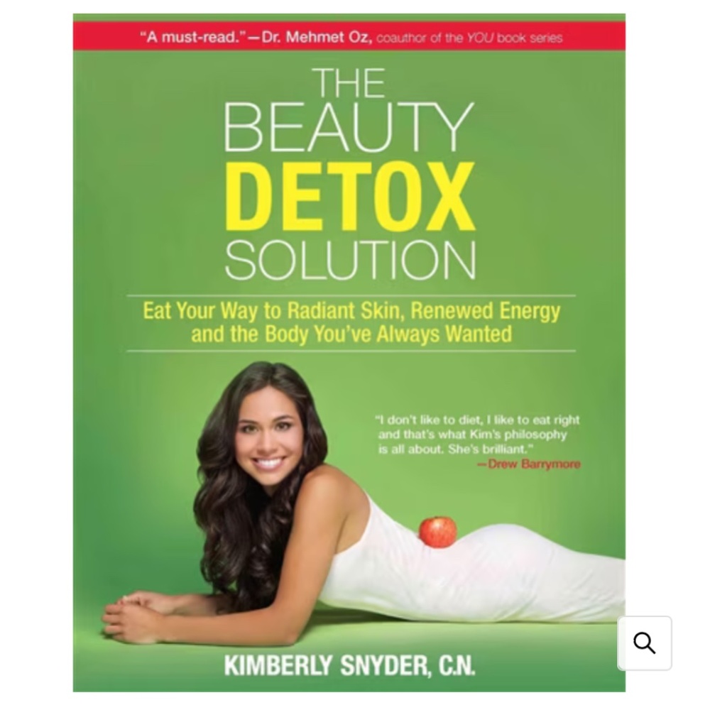 BOOK - The Beauty Detox Solution by Nutritionist Kimberly Snyder